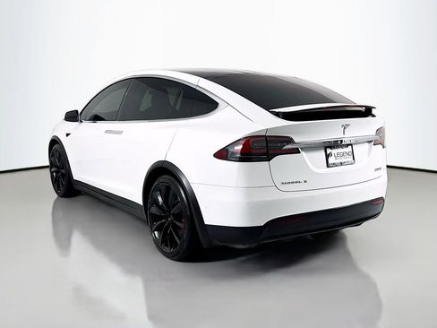 Used 2018 Tesla Model X P100D image 9