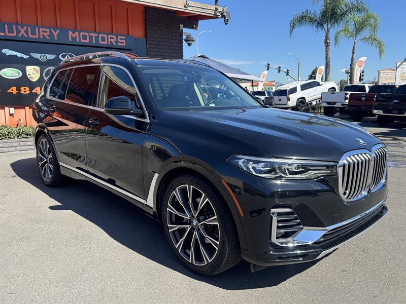 Used 2020 BMW X7 xDrive40i w/ Premium Package AWD/4WD image 18