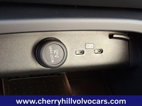 New 2026 Volvo XC40 B5 Plus w/ Protection Package Premier image 17