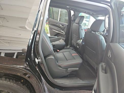 Used 2024 Chevrolet Traverse RS image 14