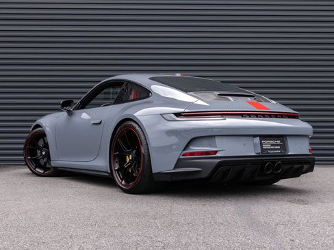 Certified 2023 Porsche 911 GT3 RWD image 3