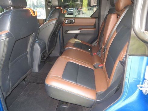 Used 2021 Ford Bronco Outer Banks w/ Sasquatch Package AWD/4WD image 25