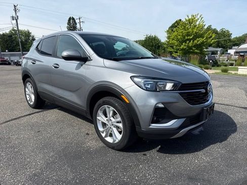 Used 2023 Buick Encore GX Preferred w/ Cold Weather Comfort Package AWD/4WD image 7