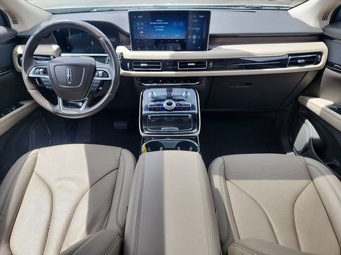 Used 2022 Lincoln Nautilus Reserve AWD/4WD image 8