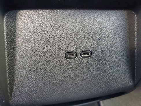 New 2026 Chevrolet Equinox EV LT w/ Comfort Package AWD/4WD image 11