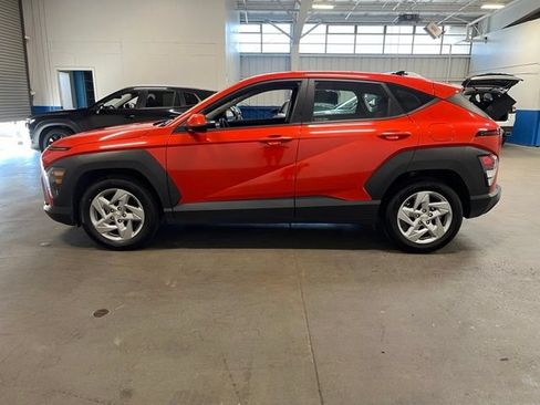 Used 2024 Hyundai Kona SE FWD image 6