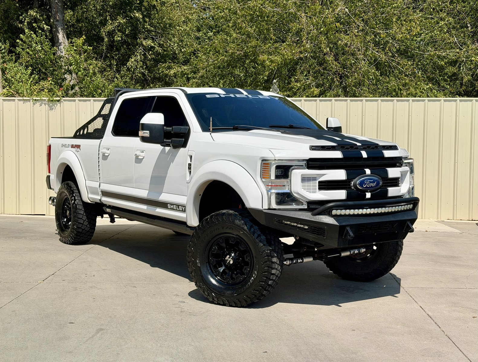 Used 2021 Ford F250 Lariat w/ Lariat Ultimate Package AWD/4WD image 1