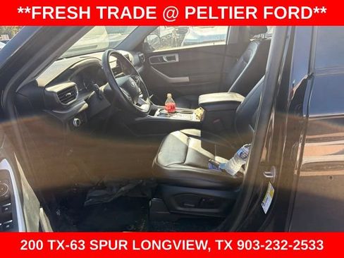 Used 2023 Ford Explorer XLT w/ Equipment Group 202A RWD image 5