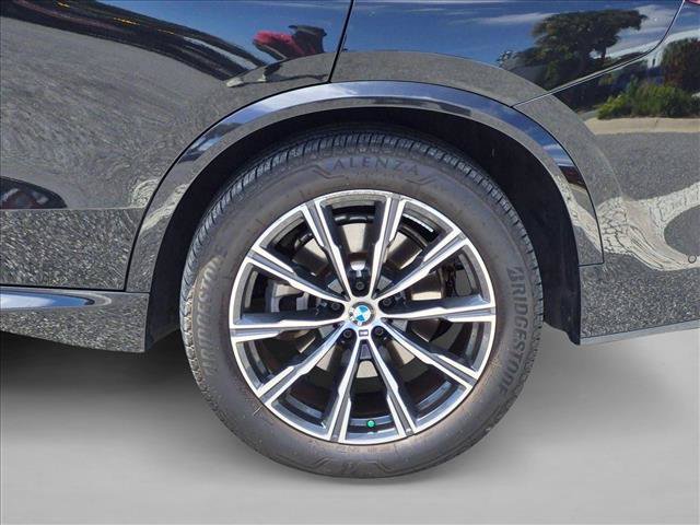 Used 2022 BMW X5 sDrive40i w/ M Sport Package RWD image 17