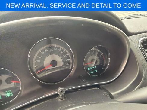Used 2012 Chrysler 200 Touring FWD image 11