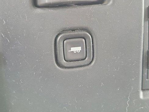 Used 2015 Chevrolet Express 2500 RWD image 24