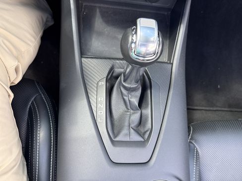 Used 2025 Ford Mustang Premium RWD image 23