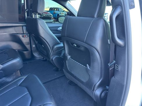 Used 2024 Chrysler Pacifica Touring-L w/ S Appearance Package image 43