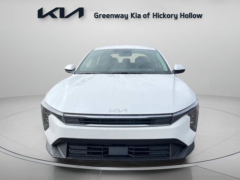 New 2025 Kia K4 LXS FWD image 2