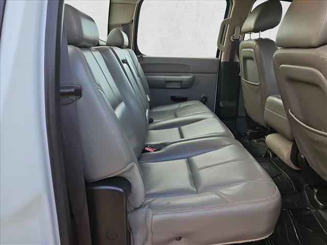 Used 2014 Chevrolet Silverado 3500 W/T RWD image 14