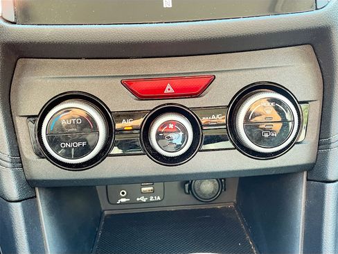 Used 2022 Subaru Impreza 2.0i Limited image 16