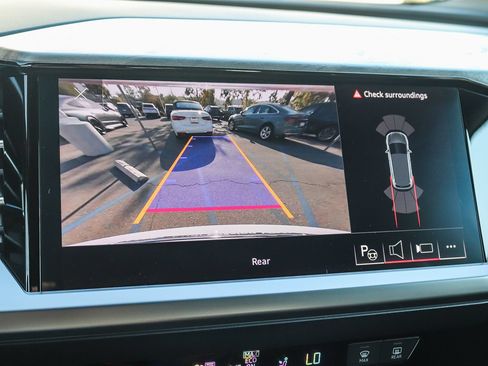 Certified 2023 Audi Q4 e-tron Premium Plus w/ Premium Plus AWD/4WD image 28