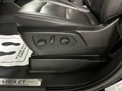 Used 2021 Chevrolet Tahoe Z71 image 13