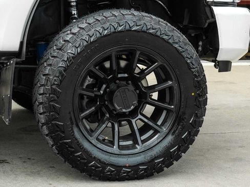 Used 2022 Ford F350 Platinum AWD/4WD image 52