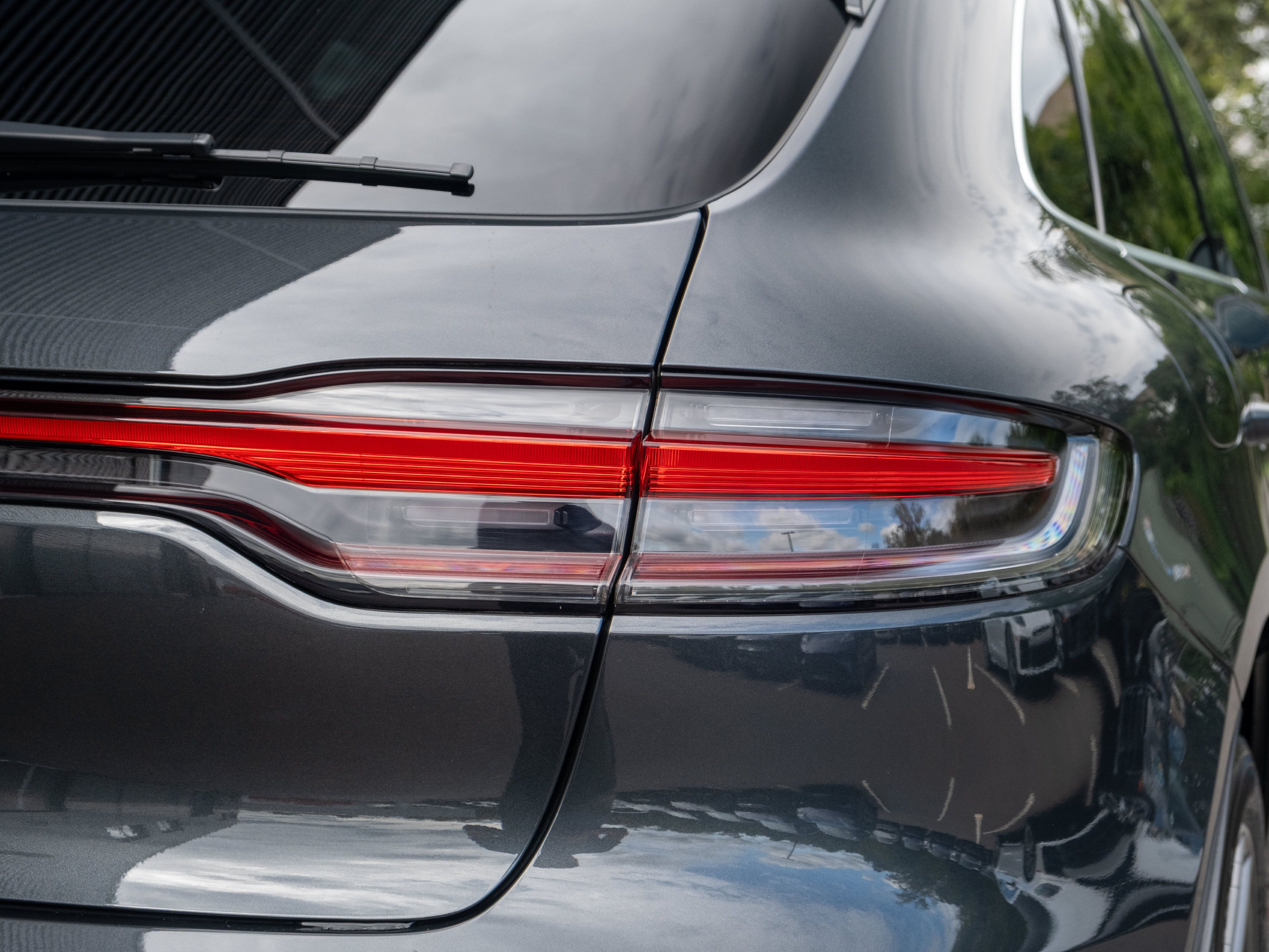 Used 2023 Porsche Macan AWD/4WD image 21