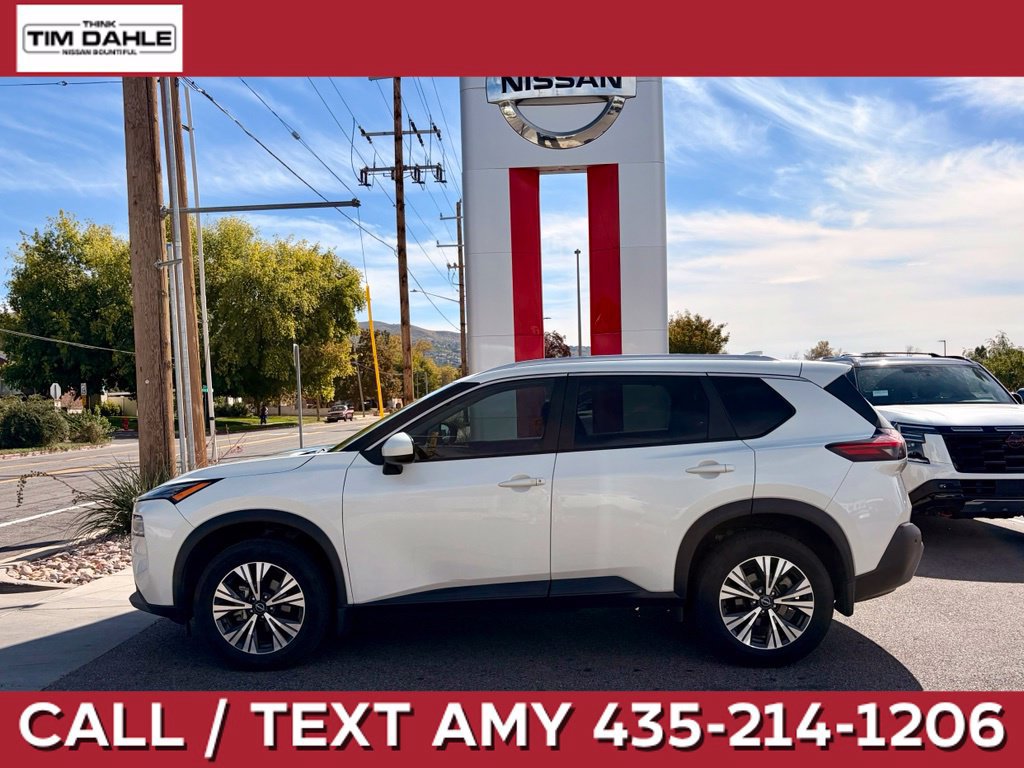 Used 2023 Nissan Rogue SV w/ SV Premium B Package AWD/4WD image 1