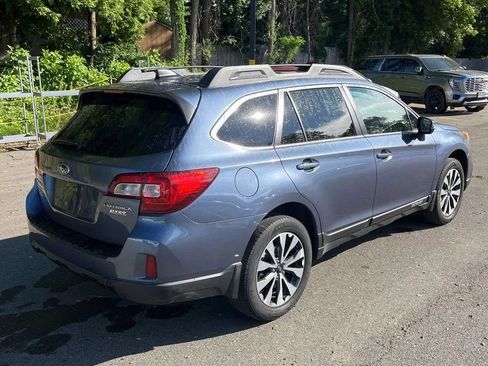 Used 2016 Subaru Outback 2.5i Limited AWD/4WD image 8