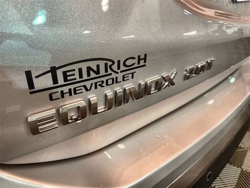 Used 2020 Chevrolet Equinox Premier image 30