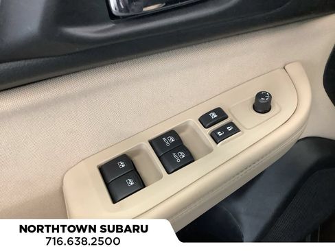 Used 2019 Subaru Outback 2.5i Premium AWD/4WD image 11