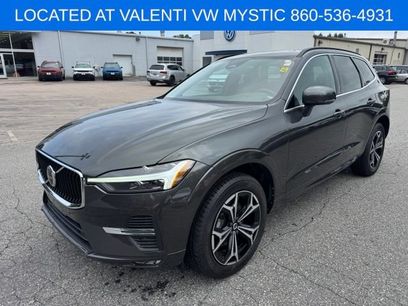 Used 2022 Volvo XC60 B5 Momentum w/ Climate Package