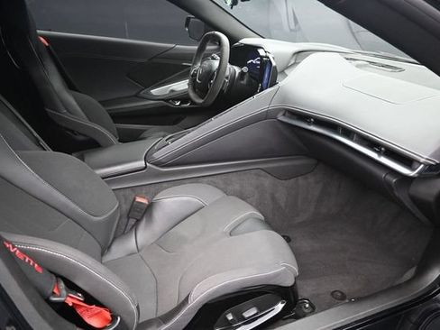 Used 2023 Chevrolet Corvette Stingray Coupe w/ Z51 Performance Package RWD image 16