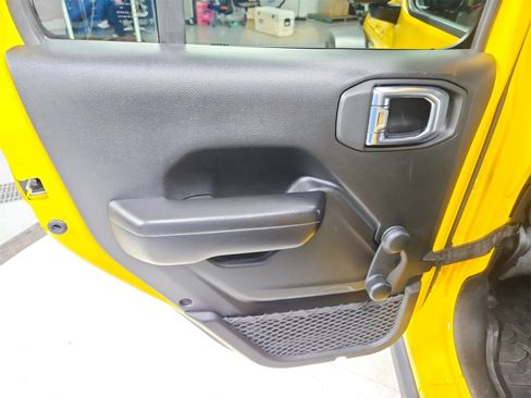 Used 2021 Jeep Wrangler Unlimited Sport image 32