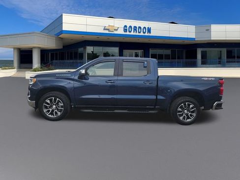Used 2023 Chevrolet Silverado 1500 LT AWD/4WD image 2