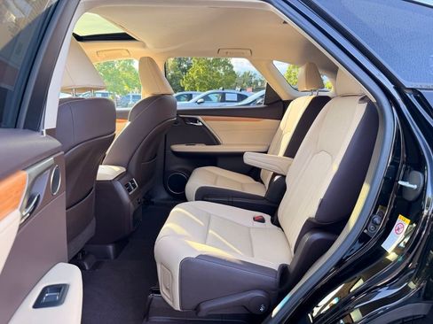 Used 2019 Lexus RX 350L FWD image 17