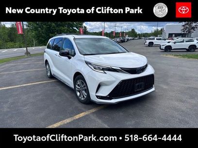 Used 2022 Toyota Sienna XSE w/ XSE Plus Package
