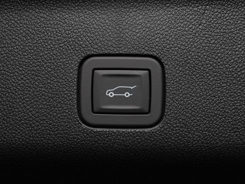 Used 2026 GMC Yukon AT4 Ultimate AWD/4WD image 14