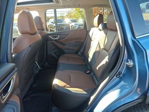 Used 2022 Subaru Forester Touring image 10
