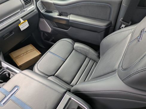 New 2025 Ford F250 Platinum w/ FX4 Off-Road Package image 19