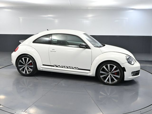 Used 2012 Volkswagen Beetle 2.0T FWD image 2