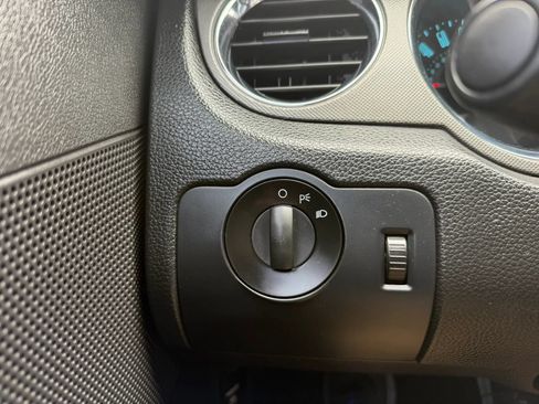 Used 2014 Ford Mustang Coupe RWD image 24