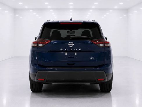 Used 2026 Nissan Rogue SV w/ Cold Weather Package AWD/4WD image 4