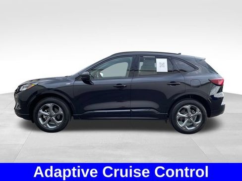 Used 2024 Ford Escape ST-Line w/ Tech Pack #1 AWD/4WD image 2