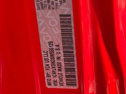Used 2025 Jeep Wrangler Unlimited Sport AWD/4WD image 21