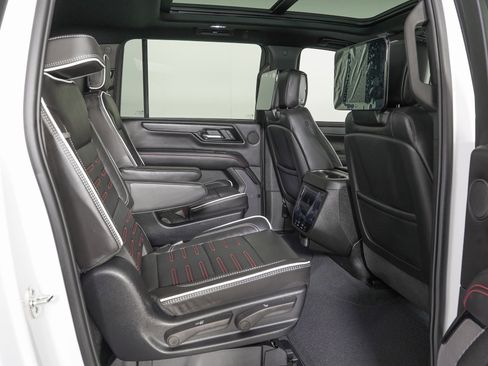 Used 2026 GMC Yukon XL AT4 Ultimate image 11