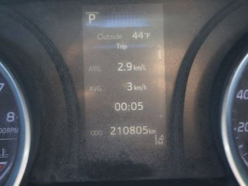 Used 2018 Toyota Camry SE w/ Moonroof Package image 4