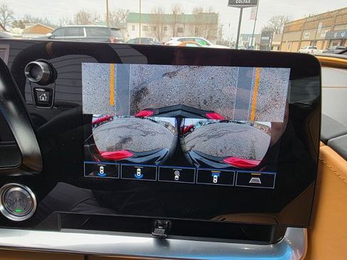 Used 2023 Chevrolet Corvette Stingray Premium Cpe w/ Body-Color Dual Roof Package image 38