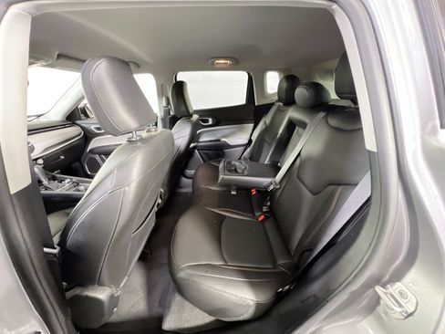 Used 2022 Jeep Compass Latitude AWD/4WD image 23
