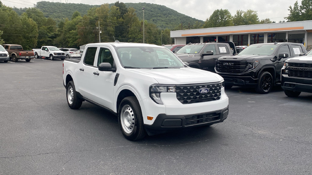New 2026 Ford Maverick XL FWD image 3