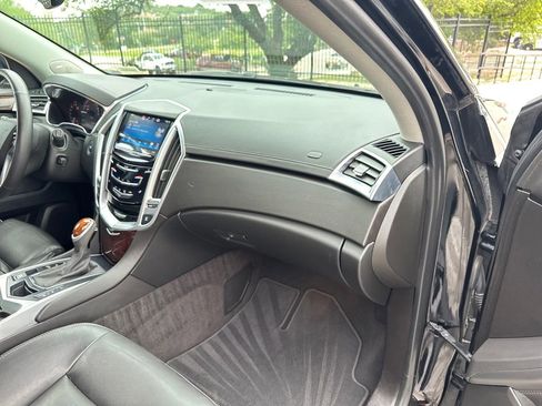 Used 2015 Cadillac SRX Luxury w/ Driver Awareness Package AWD/4WD image 35