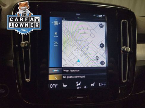Used 2022 Volvo XC40 T4 Momentum FWD image 18