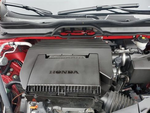 Used 2023 Honda Pilot Touring image 12